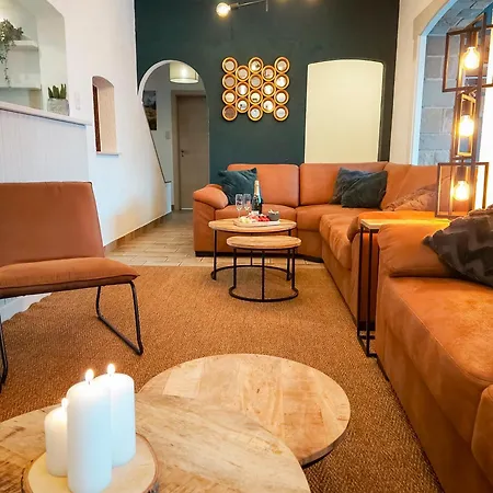 Vue Sur La Vallee - Family In With Private Pool 펜션